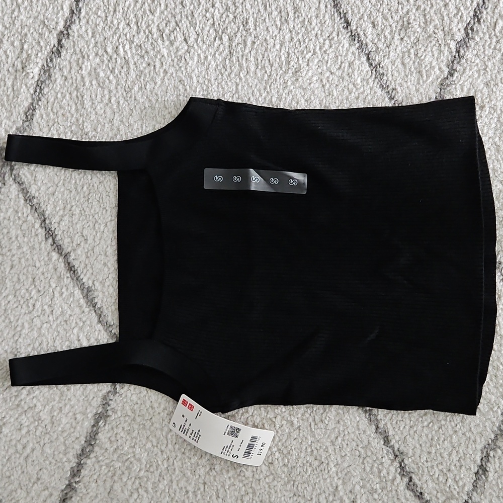 NWT UNIQLO S Women's Black Ribbed Tank Top